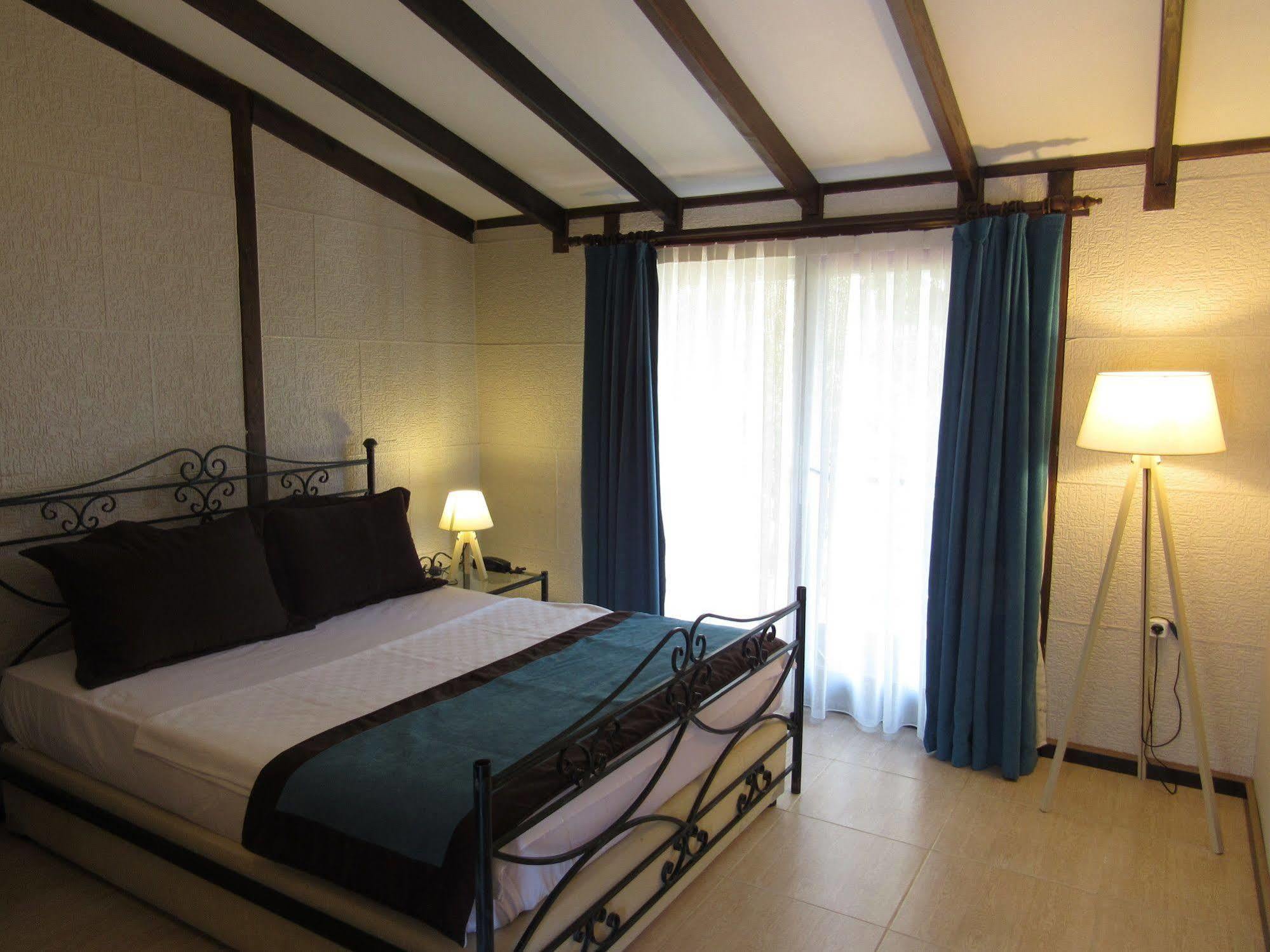 Assos Hunters Hotel (Adults Only) 外观 照片