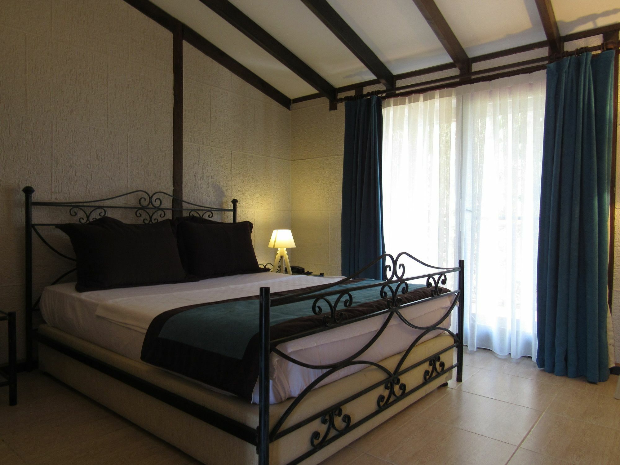 Assos Hunters Hotel (Adults Only) 外观 照片